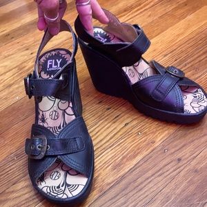 COPY - Vintage Fly London wedge sandals with big buckles